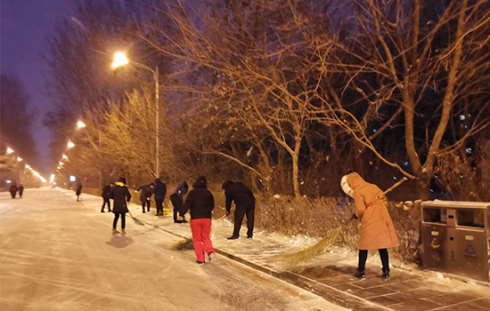 一起 | 当疫情遇到雪情 ——风雪中的辽勤建设人